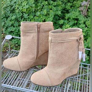 Forever 21 Suede Fridge Wedge Boots